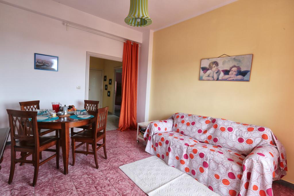Freshwater Pirates Apartment กาเอตา ภายนอก รูปภาพ